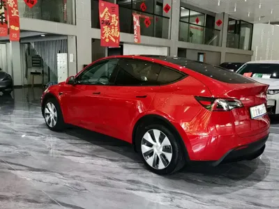 Tesla Model Y 2022, 61800 км, за 155800 CNY - фото 24