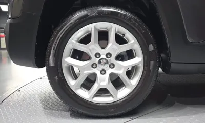 Jeep Renegade 2017, 74524 км, за 9900000 KRW - фото 5