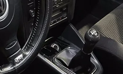 Volkswagen Golf 2003, 260000 км, за 10000000 KRW