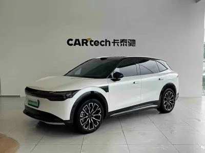 Zeekr 7X · 2025 год