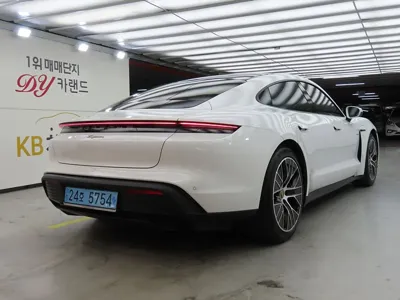 Porsche Taycan 2023, 46595 км, за 99000000 KRW