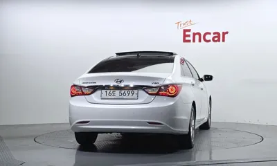 Hyundai Sonata 2010, 126090 км, за 3900000 KRW