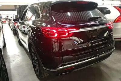 Hongqi HS5 2022, 61500 км, за 93793.9 CNY