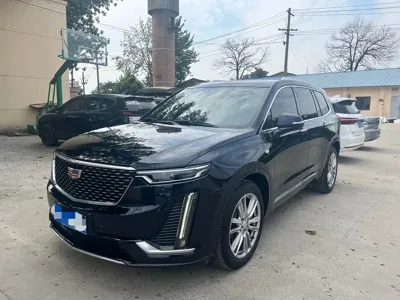 Cadillac XT6 · 2022 год