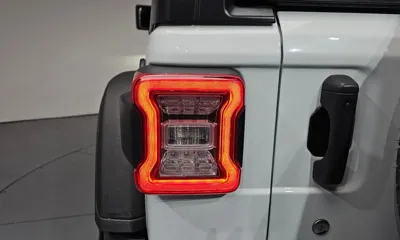 Jeep Wrangler 2020, 60585 км, за 37800000 KRW - фото 23