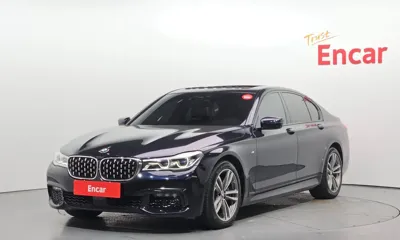 BMW 7-Series · 2017 год