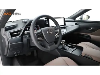 Lexus ES 2024, 20000 км, за 176000 CNY - фото 6