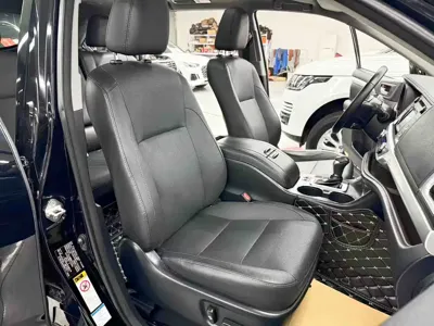 Toyota Highlander 2017, 60000 км, за 99800 CNY - фото 14