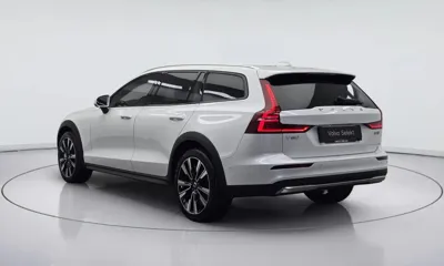 Volvo V60 2025, 1610 км, за 52000000 KRW