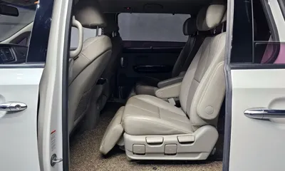 Kia Canival 2016, 177732 км, за 8900000 KRW - фото 12