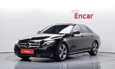 Mercedes-Benz E-Class · 2017 год