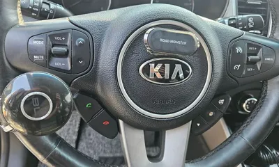 Kia Carens 2017, 54023 км, за 8450000 KRW - фото 12