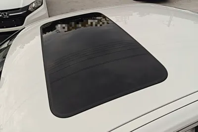 BMW 3 Series 2019, 104300 км, за 111065.22 CNY - фото 11