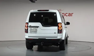 Land Rover Discovery 2016, 87346 км, за 23900000 KRW