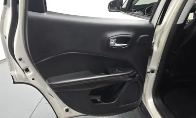 Jeep Compass 2019, 57401 км, за 13900000 KRW - фото 25
