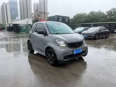 Smart Smart Fortwo 2016, 110000 км, за 37800 CNY - фото 3
