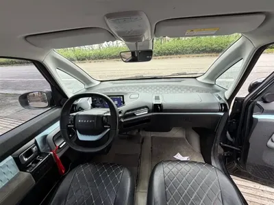 Baojun E300 2020, 60000 км, за 25800 CNY - фото 9