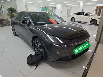 Lynk & Co Z10 2026, 8100 км, за 137400 CNY