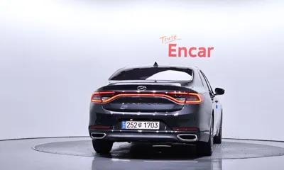 Hyundai Grandeur 2018, 192754 км, за 8700000 KRW