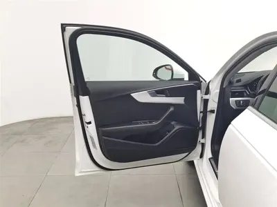 Audi A4L 2018, 86199 км, за 77900 CNY - фото 8