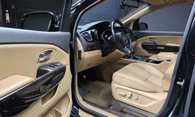 Kia Canival 2016, 186747 км, за 8500000 KRW - фото 10