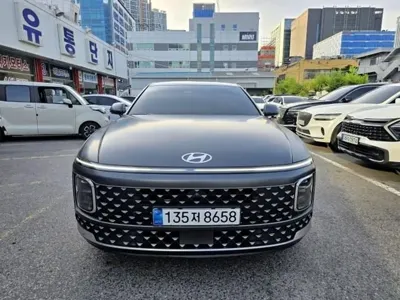 Hyundai Grandeur 2023, 30600 км, за 32700000 KRW
