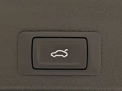 Audi Q3 2023, 10000 км, за 192000 CNY - фото 25