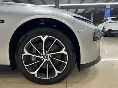 Xpeng P7 2021, 55000 км, за 95800 CNY