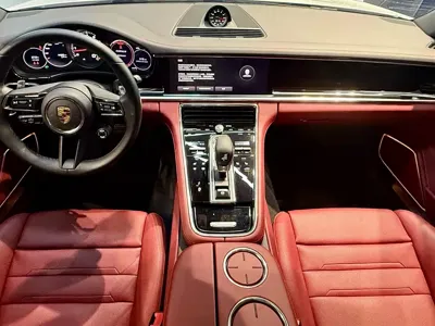 Porsche Panamera 2022, 52000 км, за 618800 CNY - фото 7
