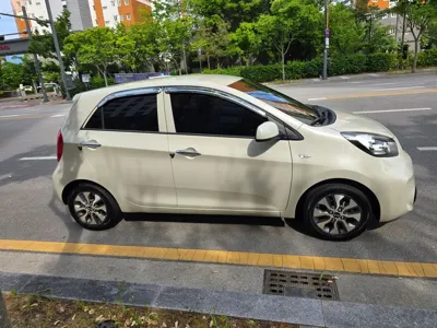Kia Morning 2016, 71663 км, за 6800000 KRW