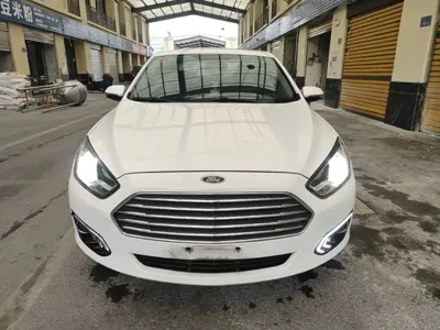 Ford Escort 2017, 128400 км, за 23900 CNY