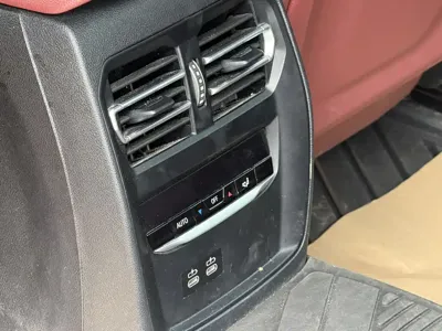 BMW i3 2024, 81800 км, за 129800 CNY - фото 9