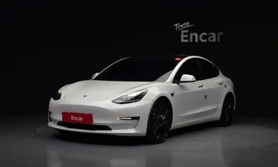 Tesla Model 3 · 2021 год