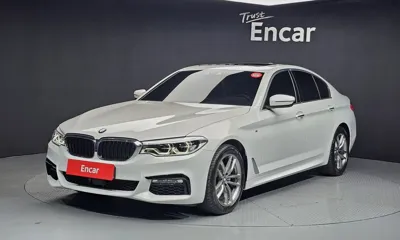 BMW 5-Series · 2018 год