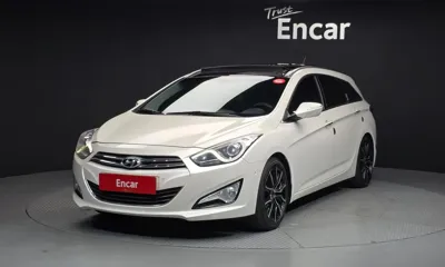 Hyundai i40 · 2012 год