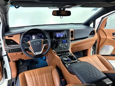 Toyota Sienna 2018, 101000 км, за 175000 CNY - фото 15