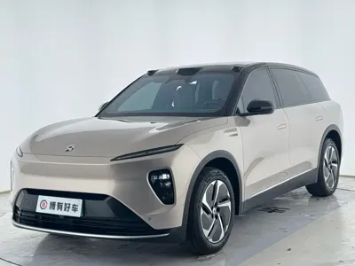 Nio ES8 · 2024 год