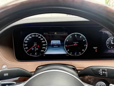 Mercedes-Benz S-Class 2018, 97000 км, за 279000 CNY - фото 11