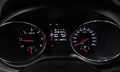 Kia Canival 2017, 199321 км, за 6900000 KRW - фото 8