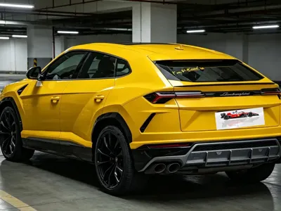 Lamborghini Urus 2020, 38000 км, за 2088000 CNY