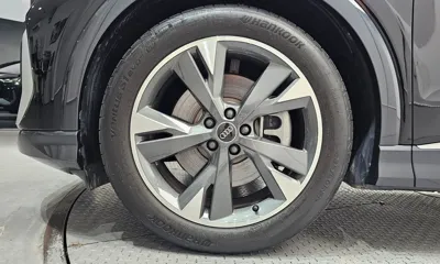 Audi Q4 e-tron 2023, 13733 км, за 46090000 KRW - фото 5