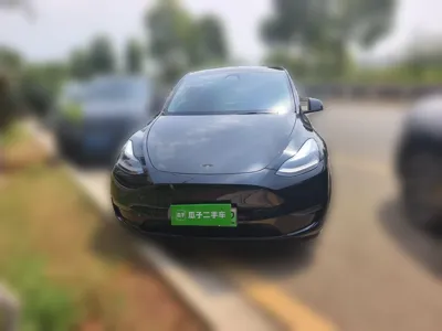 Tesla Model Y 2021, 128400 км, за 132417.64 CNY