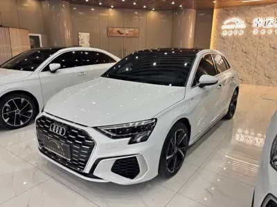 Audi A3 · 2023 год