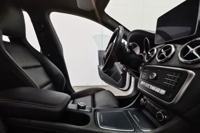 Mercedes-Benz CLA 2018, 62700 км, за 77432.37 CNY - фото 37