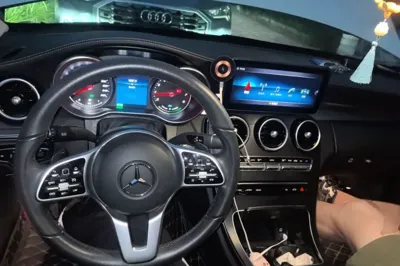Mercedes-Benz C-Class 2019, 56500 км, за 122309.06 CNY - фото 6