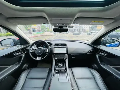 Jaguar F-Pace 2020, 86000 км, за 95800 CNY - фото 11