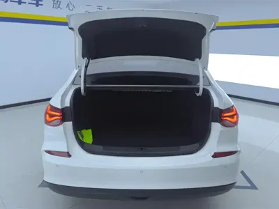 Chevrolet Monza 2019, 85800 км, за 27000 CNY