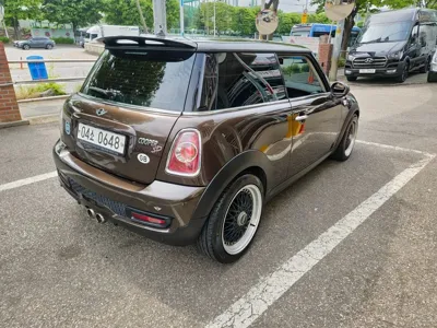 MINI Cooper 2012, 217969 км, за 2800000 KRW - фото 2