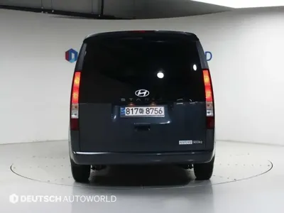 Hyundai Staria 2025, 53000 км, за 23700000 KRW