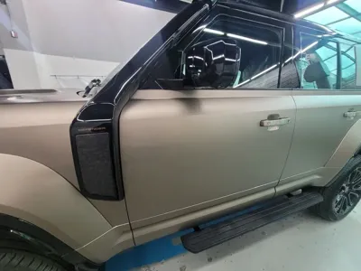Land Rover Defender 2025, 59 км, за 259000000 KRW